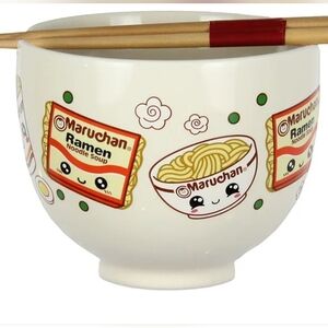 Maruchan Ramen Noodle Bowl with Chopsticks, Chopstick Holder & Soup Spoon NIB